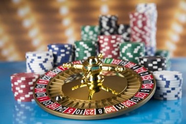 keluar sidney Gaple Online on iPhone browser showing live table